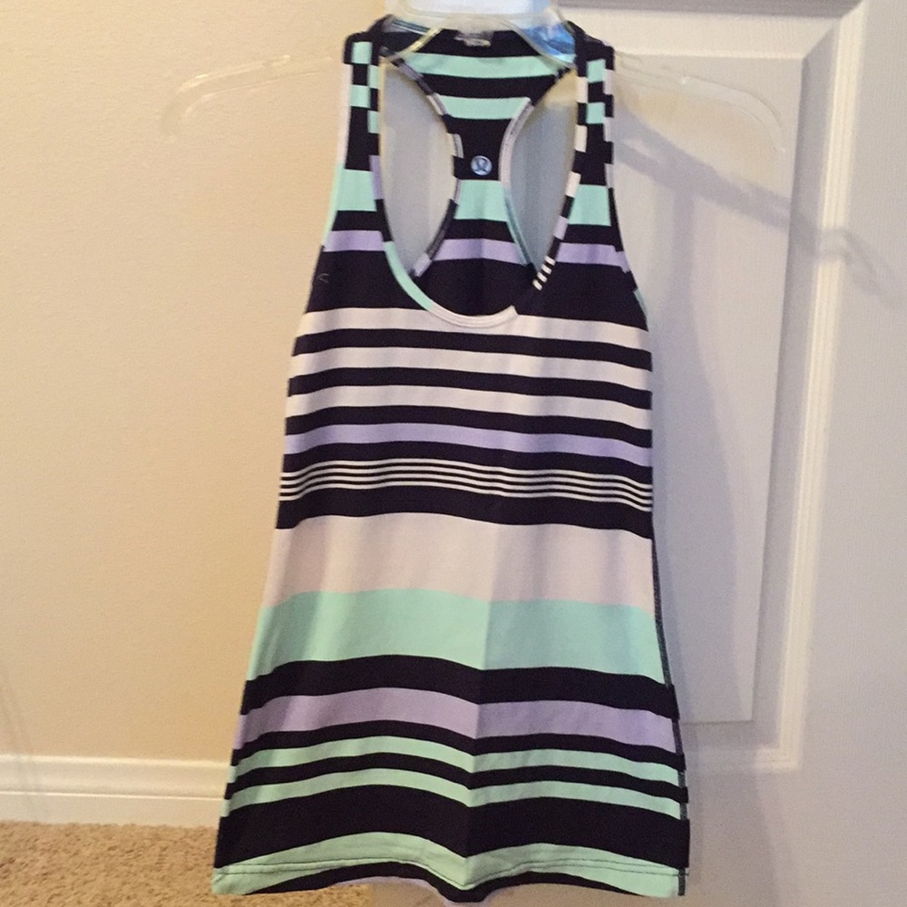 Lululemon tank